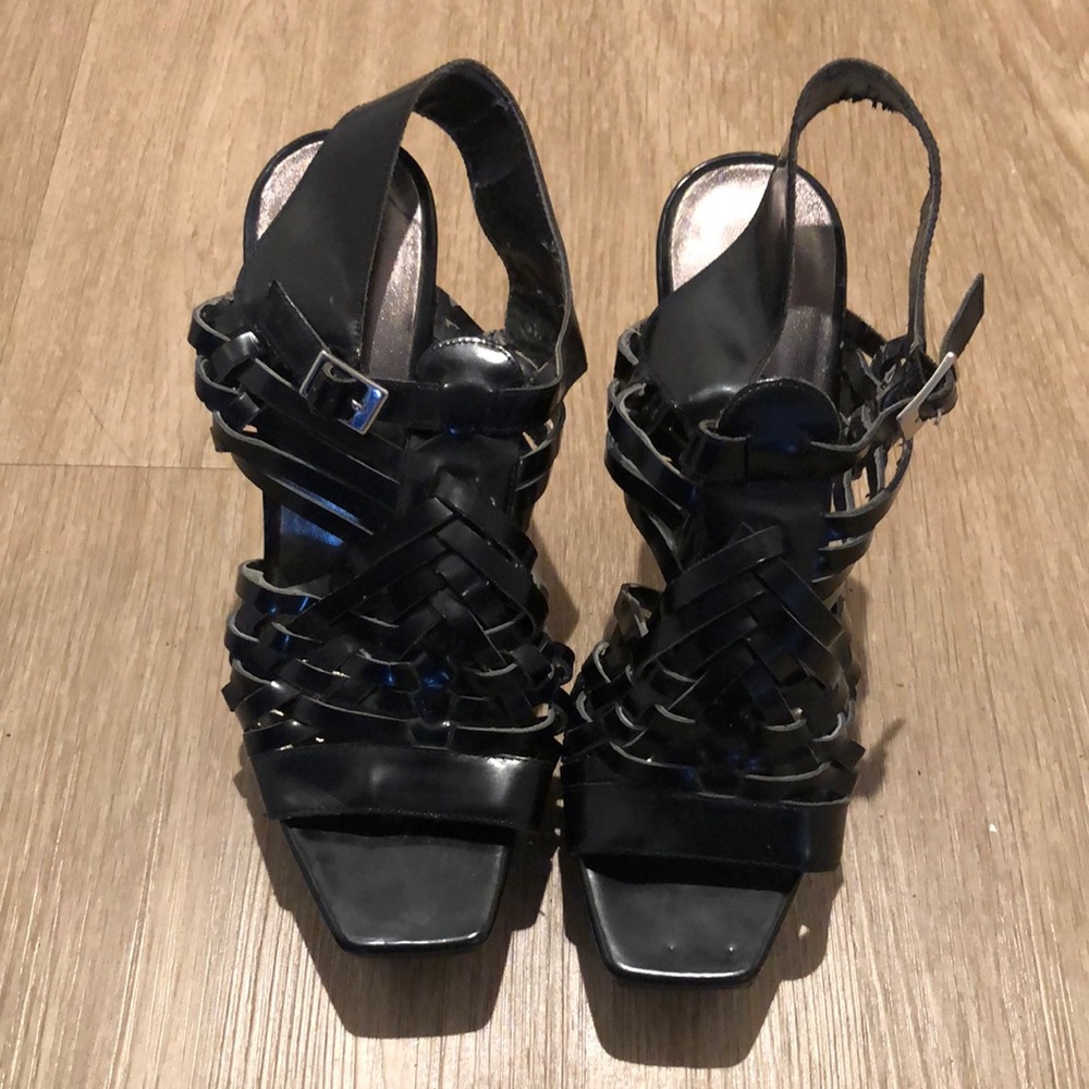 Black Leather Crisscross Pep Toe Heel
